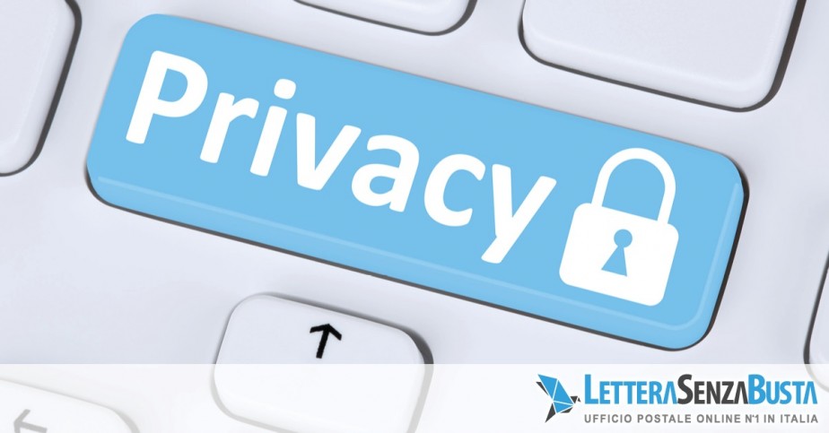 Come viene tutelata la privacy quando si invia una raccomandata online